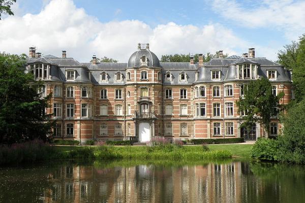 32 Best Castles in the Netherlands